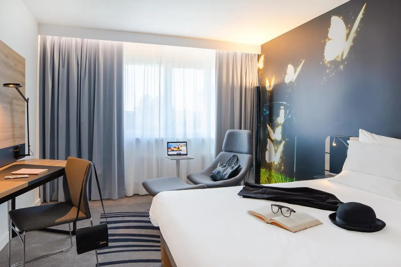 Novotel Wroclaw City 3*,