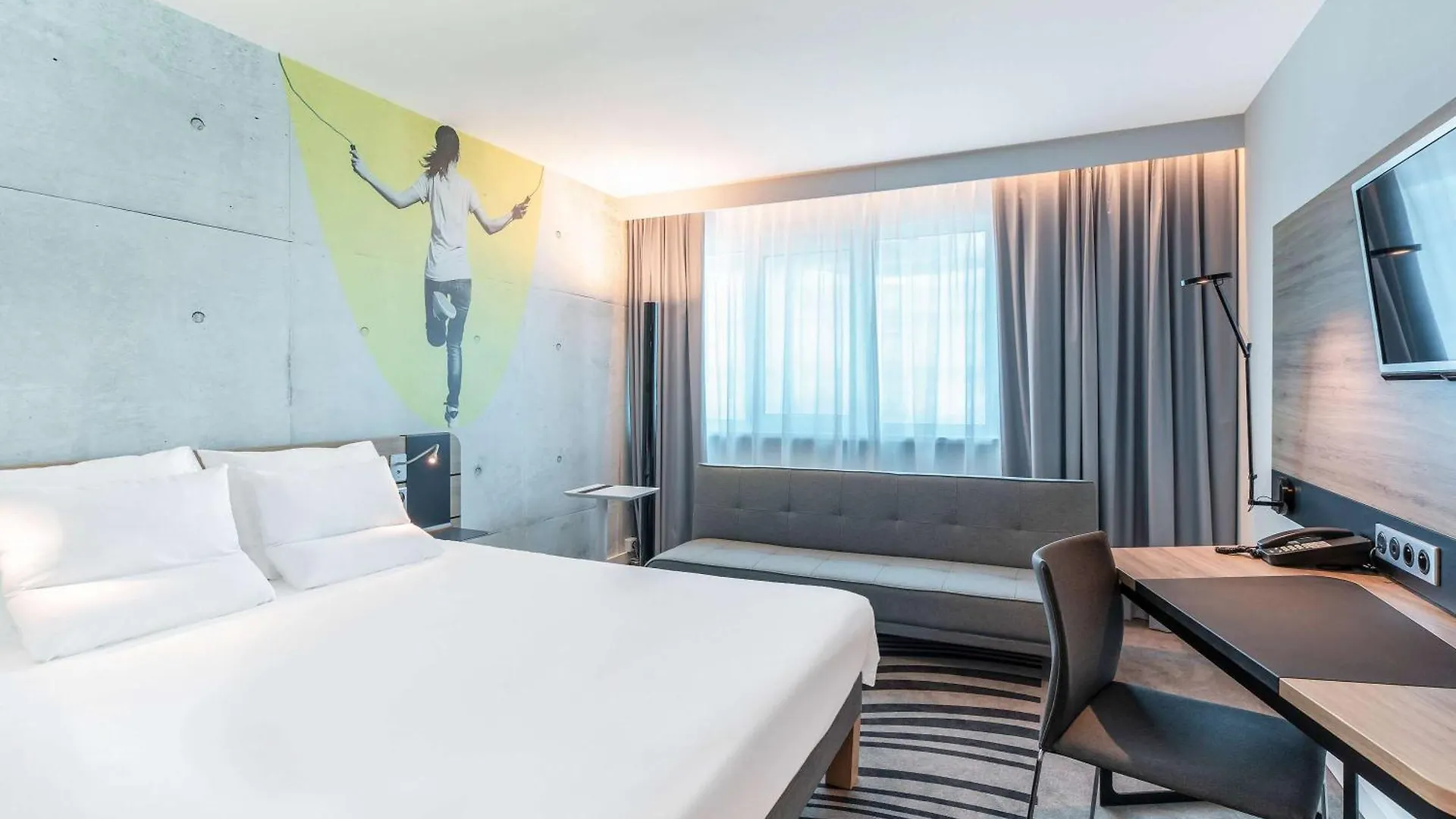 Novotel Wroclaw City Hotel